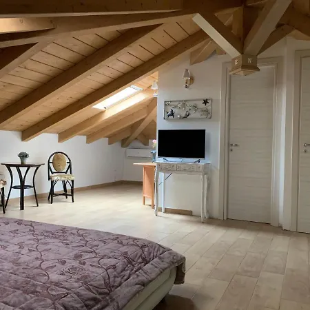 Bed & Breakfast Alfieri Bed&beach - Free Parking & Wifi